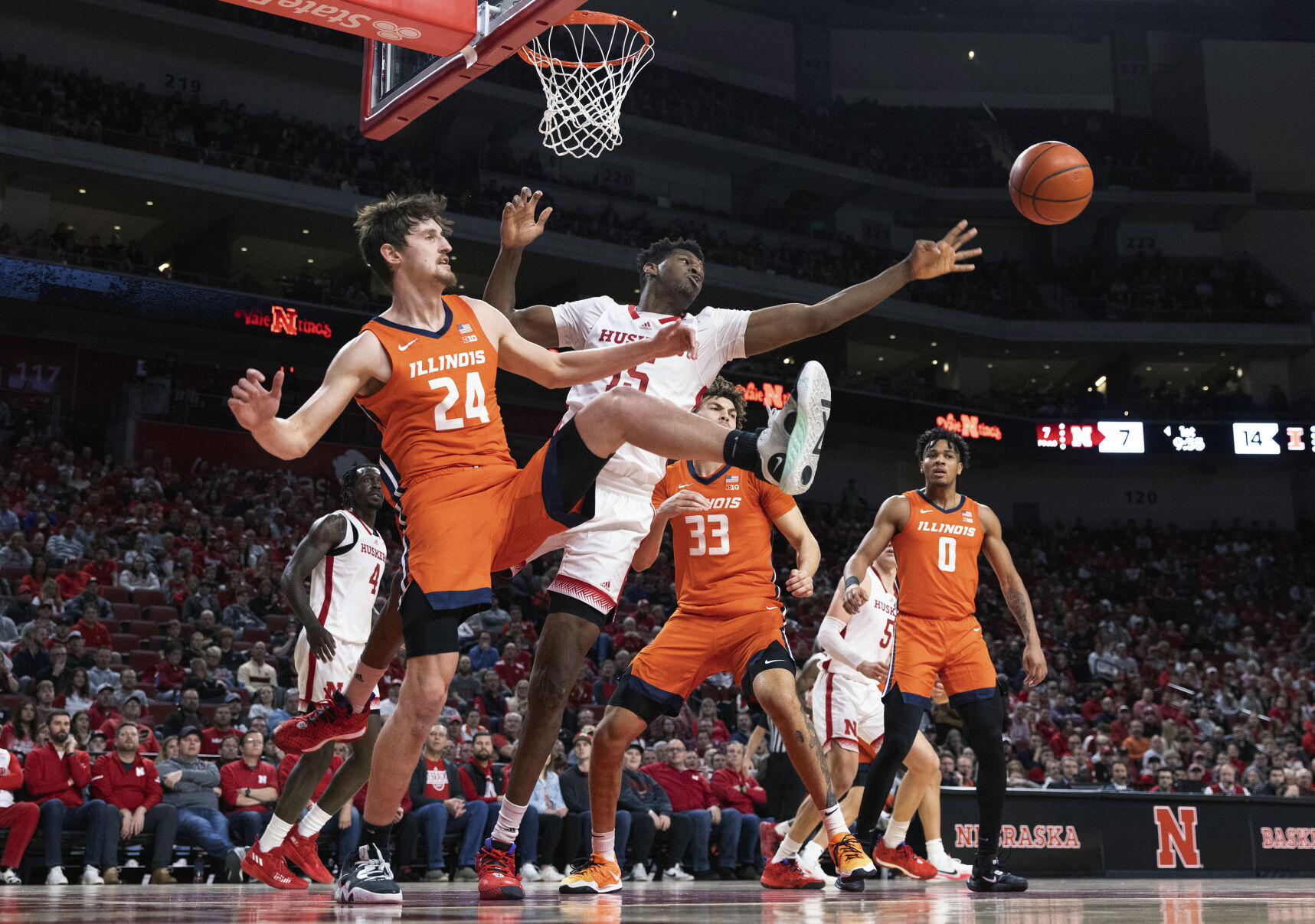 Illinois Nebraska Basketball